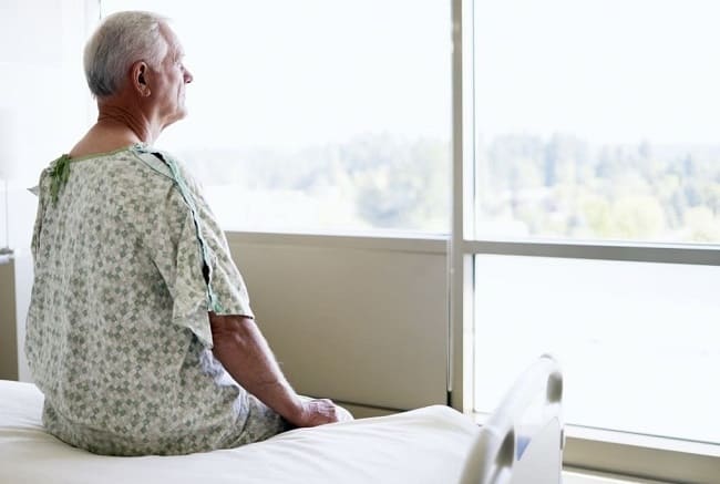 Ayuda hospitalaria: las personas mayores y los hospitales