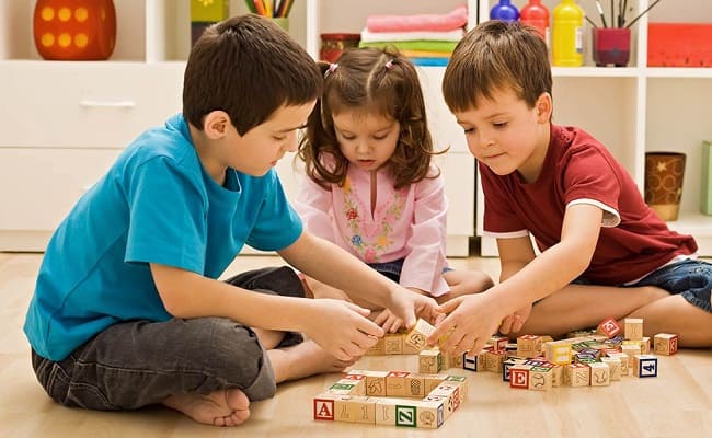 Cuidado de niños: ¡por fin las vacaciones, necesito niñera ya!