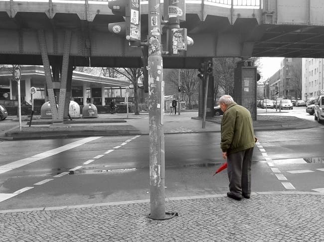 Ayuda domiciliaria en Getxo: cuando empiezan a desorientarse