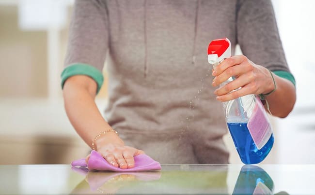 Limpieza doméstica: limpieza puntual vs limpieza continuada