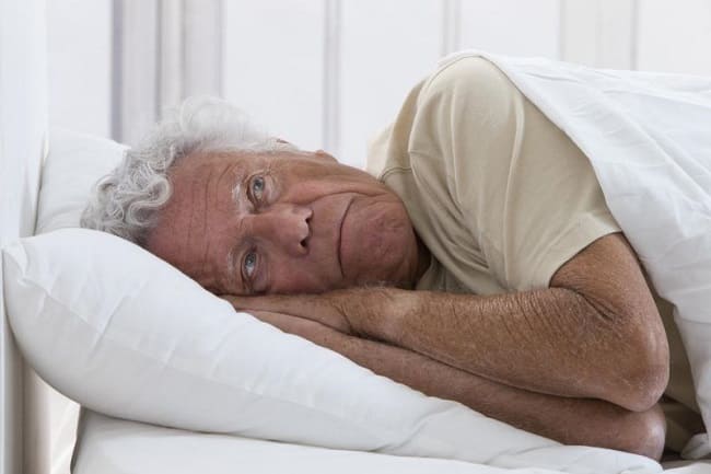 Cuidado de personas mayores con insomnio