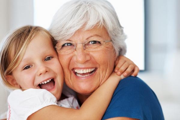 Ayuda a domicilio: La importancia de los abuelos en la vida de los niños