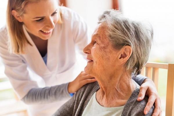 Empleadas de hogar: tiempo de presencia y régimen interno
