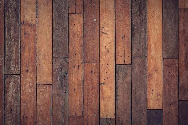 Limpieza de casas: Cómo tratar cada tipo de madera adecuadamente
