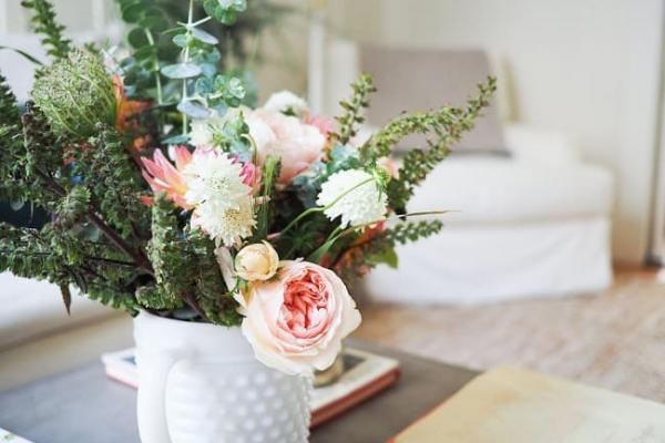 Limpiezas de Hogar: Decora con flores tu casa en verano