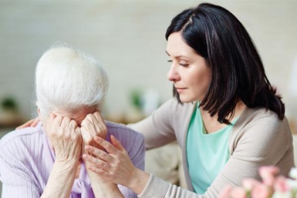 Madre con carácter difícil