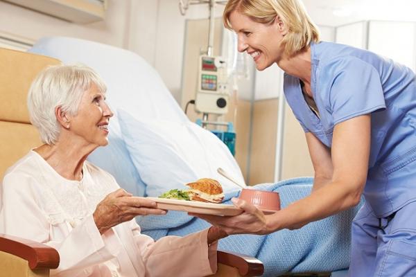 Mayores en riesgo de desnutrición