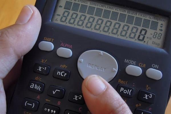 Servicio doméstico: ¿quién calcula las horas de limpieza?