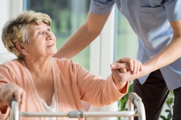 Asistencia por horas en Getxo: cuidado de ancianos en Bilbao