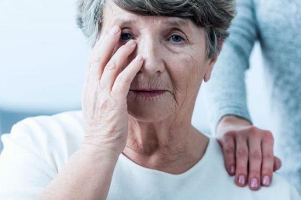 Cuidado de personas mayores: diagnóstico alzheimer
