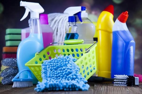 Empresa de limpieza: limpiar con productos profesionales