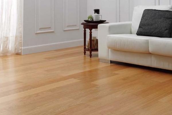 método correcto para limpiar el suelo de parquet