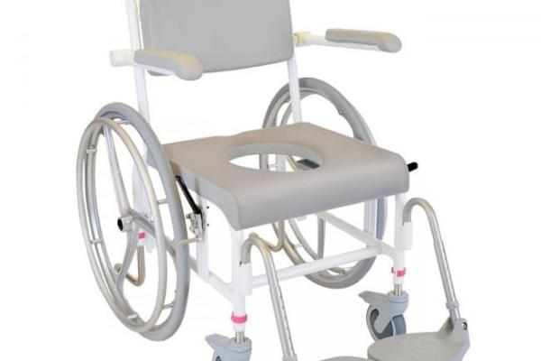 Silla de ruedas para ducha y WC; ideal para pasos estrechos