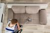 Mantenimiento de sofás durante la limpieza del hogar